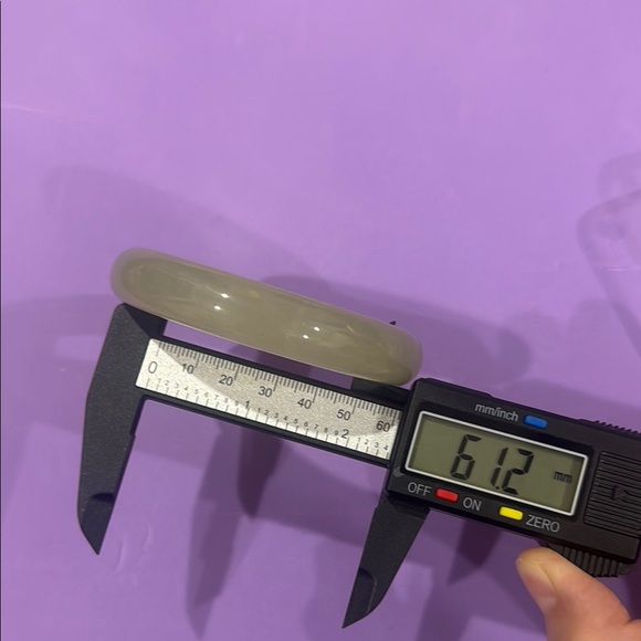 61mm/2.4inch Natural Green Dongling Jade Bangle/Bracelet - Picture 4 of 9